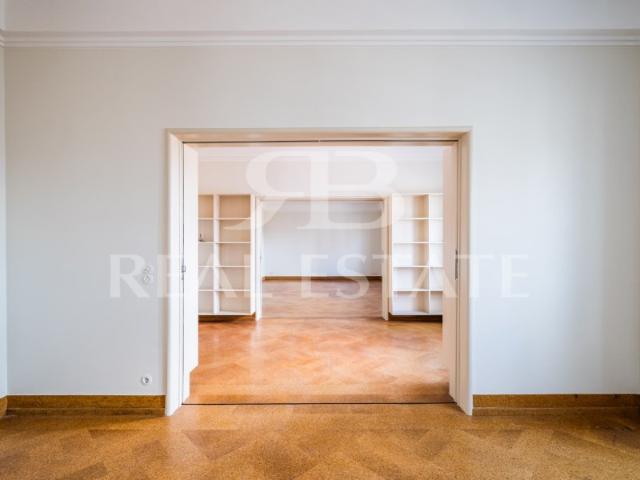 Apartamento alugar em Arroios, Pena