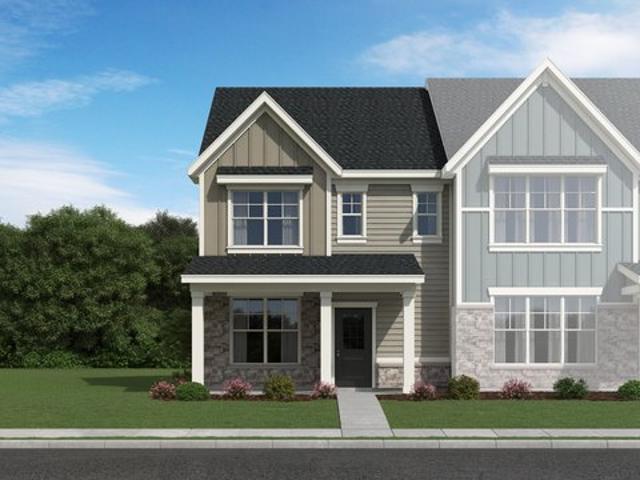 Townhouse for sale in Crown Point, Indiana