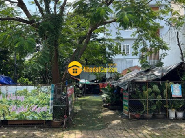 Mặt bằng bán