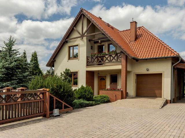 Dom na sprzedaż w Robakowo, Wielkopolskie