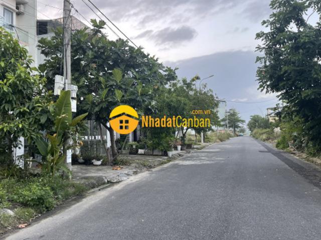 Mặt bằng bán