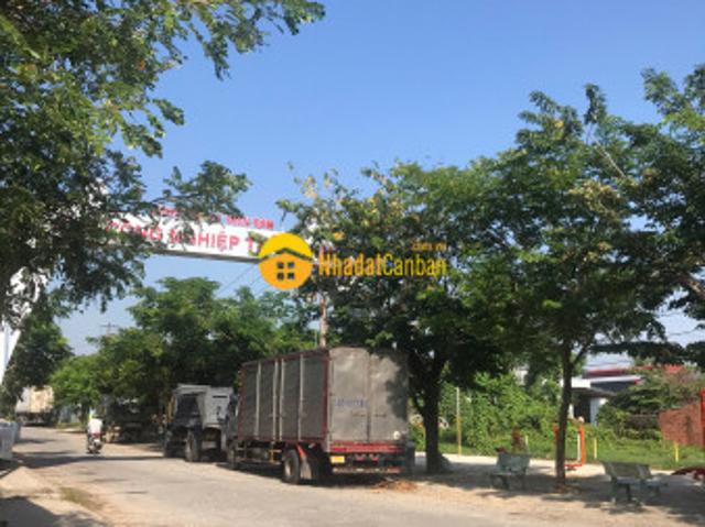 Mặt bằng bán