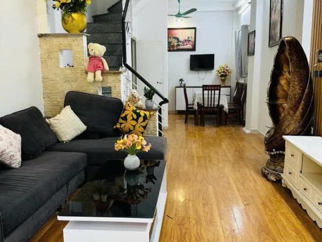 Nhà mặt phố bán tại Hoàn Kiếm, Hà Nội