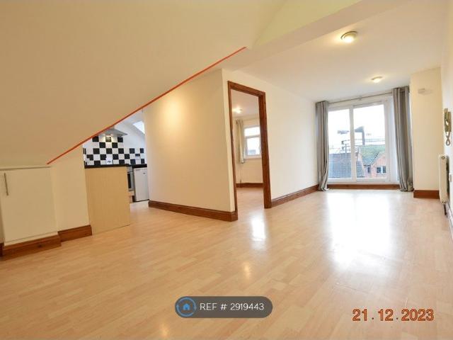 House for rent in Spring Park, Luton