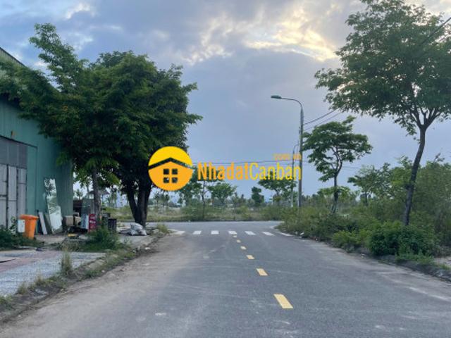 Mặt bằng bán