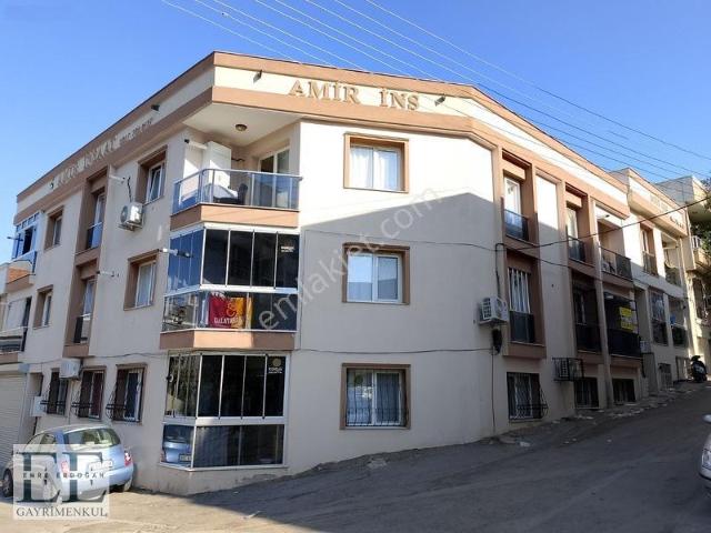 Atatürk Mahallesi, Buca içerisinde kiralık mülk