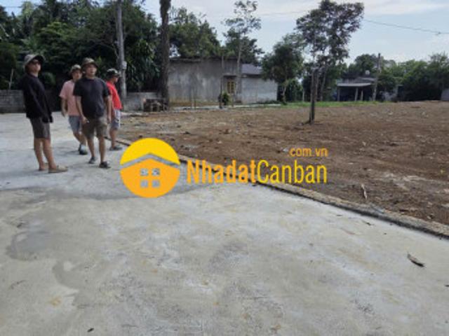 Mặt bằng bán