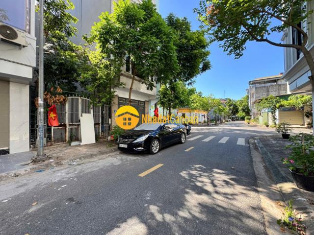 Mặt bằng bán