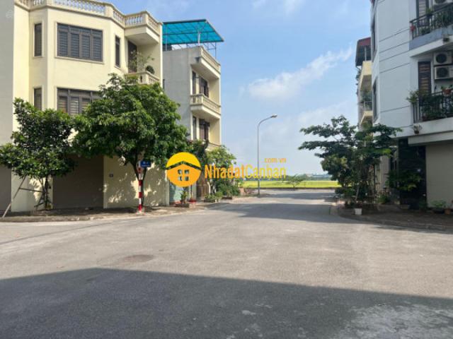 Mặt bằng bán