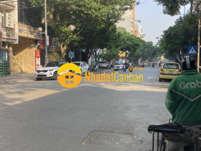 Mặt bằng bán