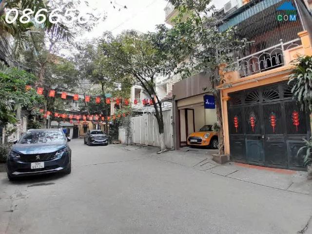 Nhà bán tại Hoàn Kiếm, Hà Nội