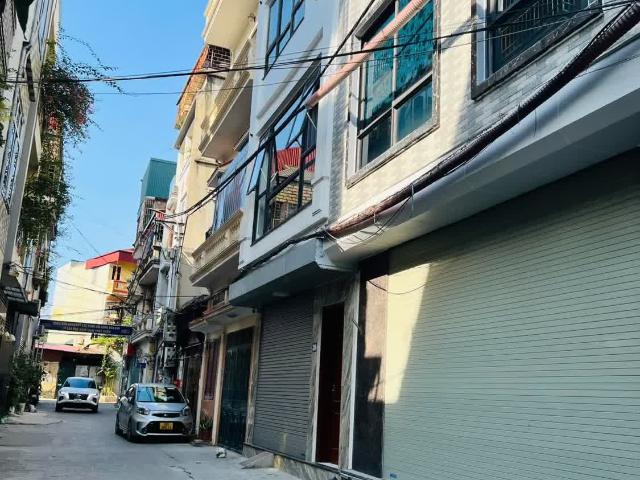 Nhà mặt phố bán tại Hoàn Kiếm, Hà Nội