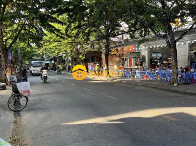 Mặt bằng bán