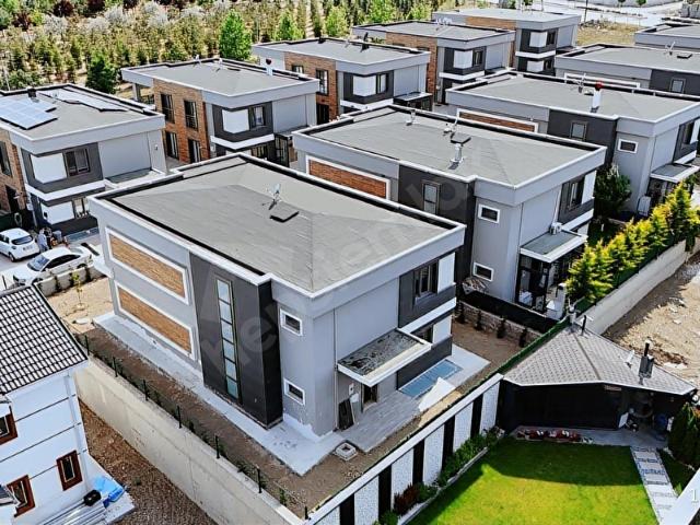 Etimesgut, Ankara içerisinde satılık Villa