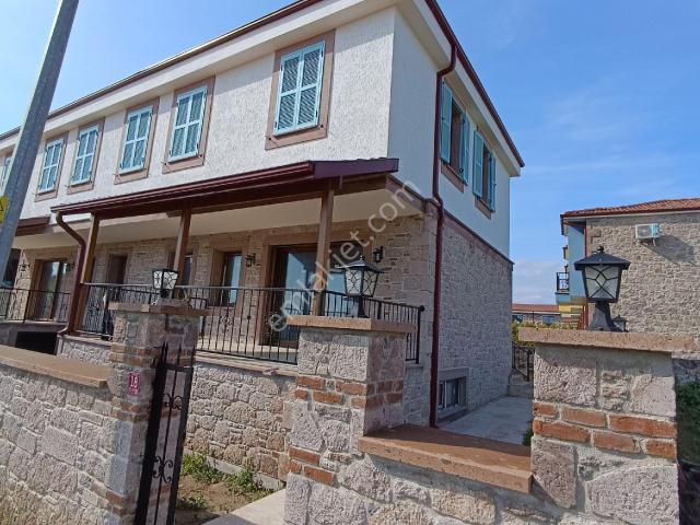 Ayvalik, Balikesir içerisinde satılık Villa