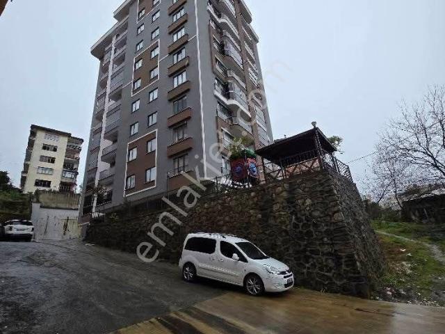 Rize içerisinde satılık mülk