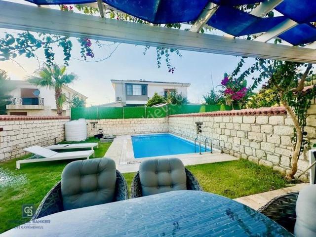 Alaçatı Mahallesi, Çeşme içerisinde kiralık mülk