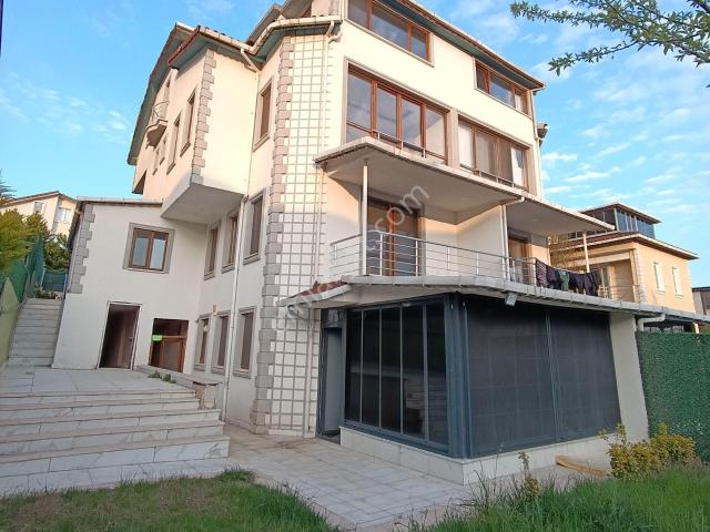 Arnavutköy, İstanbul içerisinde kiralık Villa