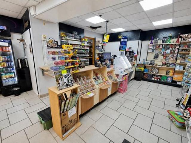 Local Commercial vente à Mâcon, Lugny