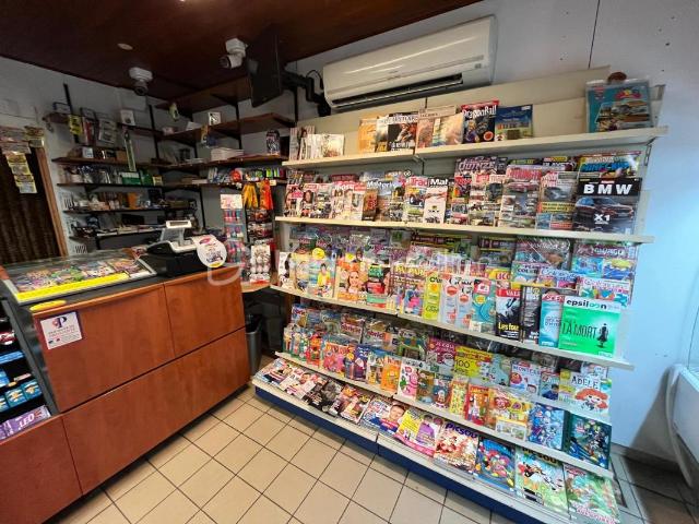 Local Commercial vente à Tournon-sur-Rhône, Saint-victor