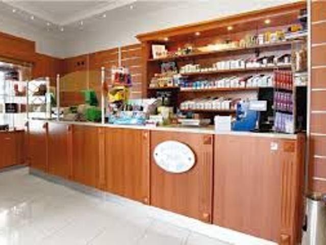 Locale Commerciale in vendita a San Remo, Liguria