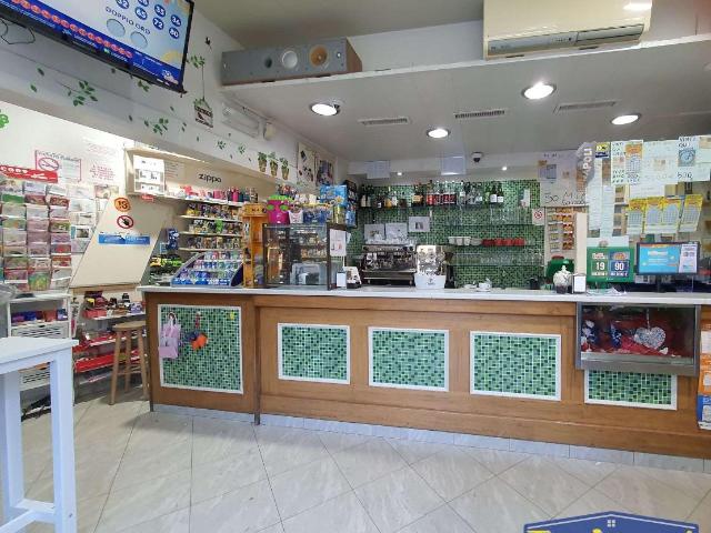 Locale Commerciale in vendita a Burggrafenamt - Burgraviato, Merano - Meran