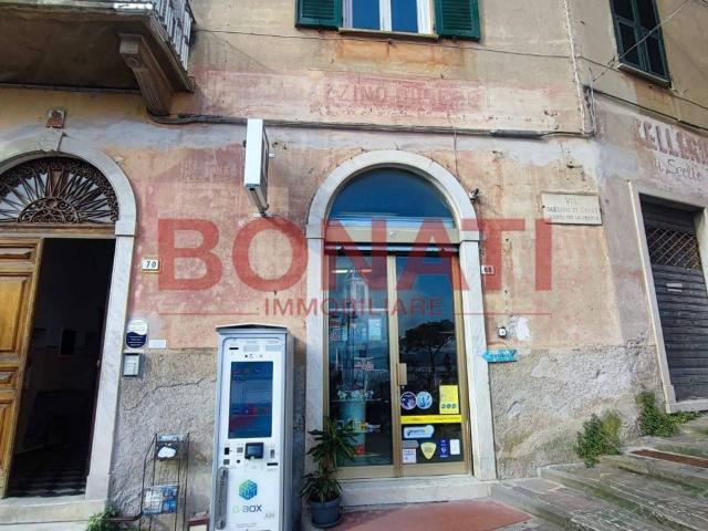Locale Commerciale in vendita a Portovenere, Liguria