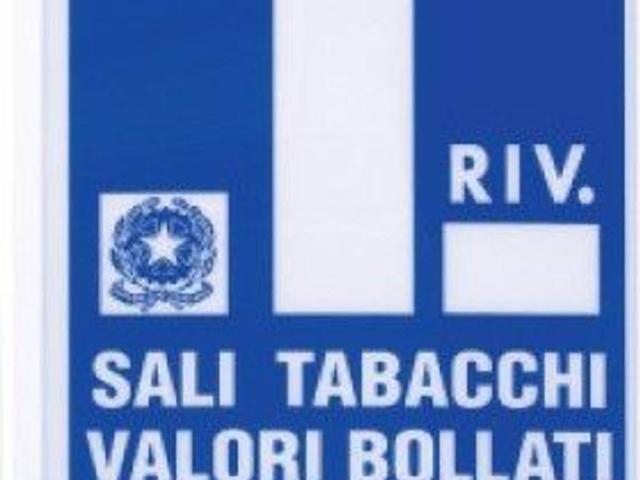 Locale Commerciale in vendita a Santuario, Albisola Capo