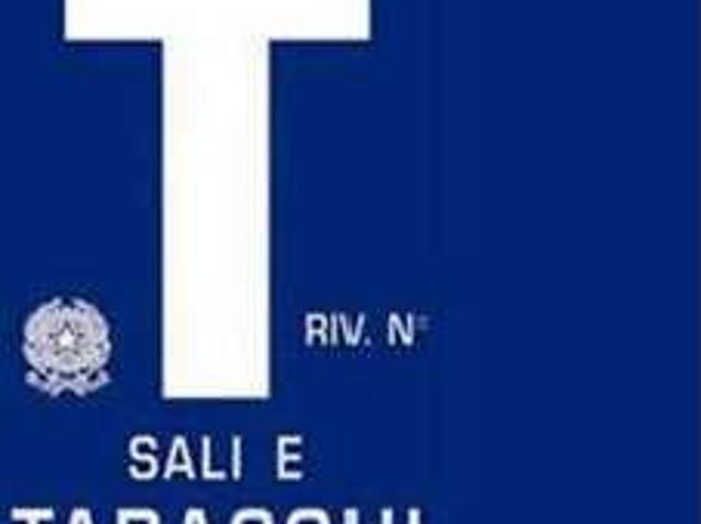 Locale Commerciale in vendita a Izzalini, Umbria