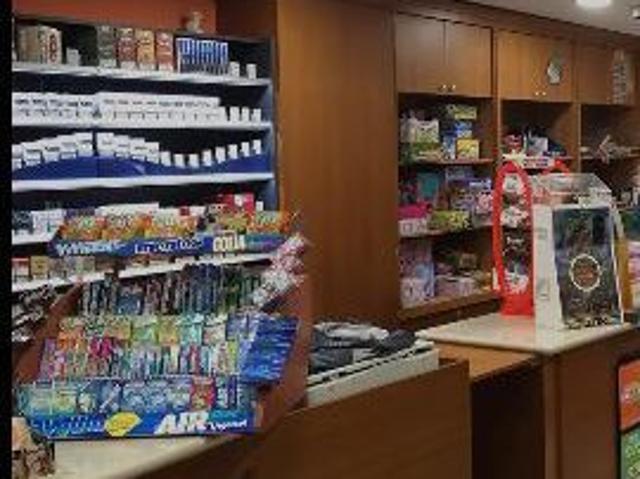 Locale Commerciale in vendita a Piemonte, Alessandria