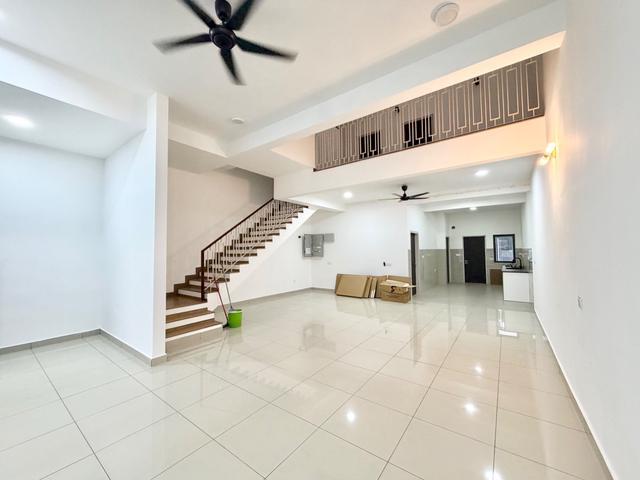 Terraced House for rent in Petaling, Alam Impian