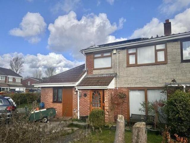 House for sale in Widnes