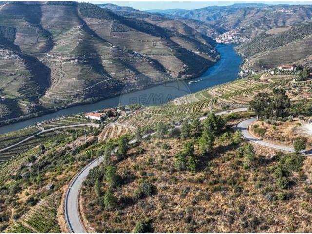 Terreno venda em Nagoselo Do Douro, Viseu