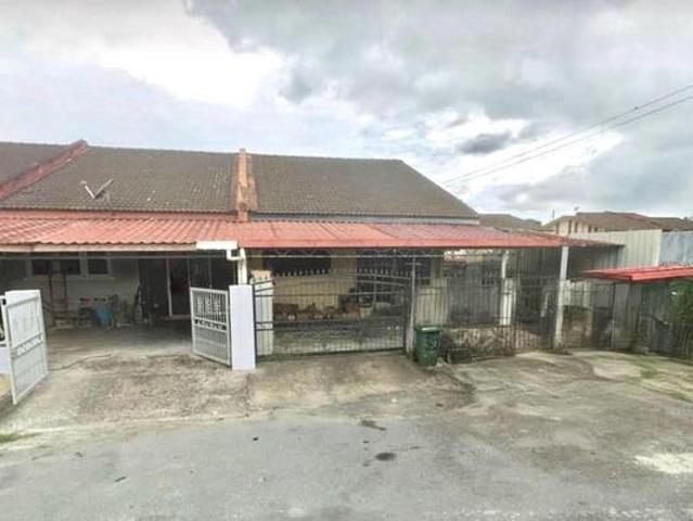 Terraced House for sale in Kuching, Bahagian Kuching