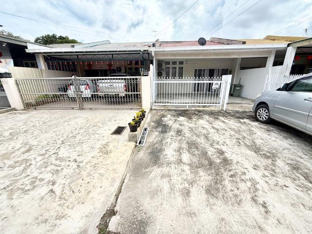 Terraced House for rent in Kuching