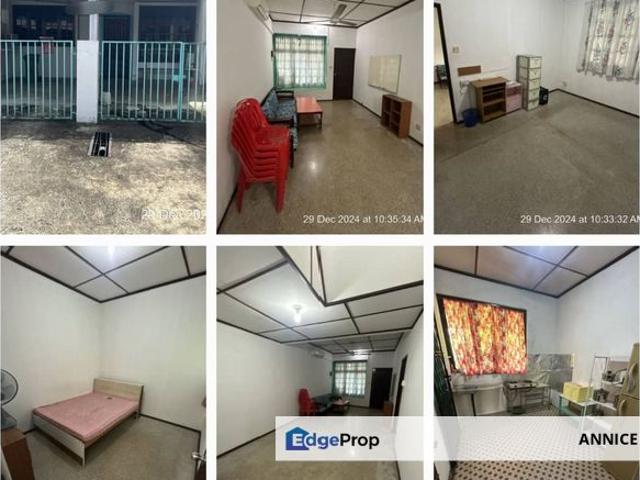 House for sale in Kuching