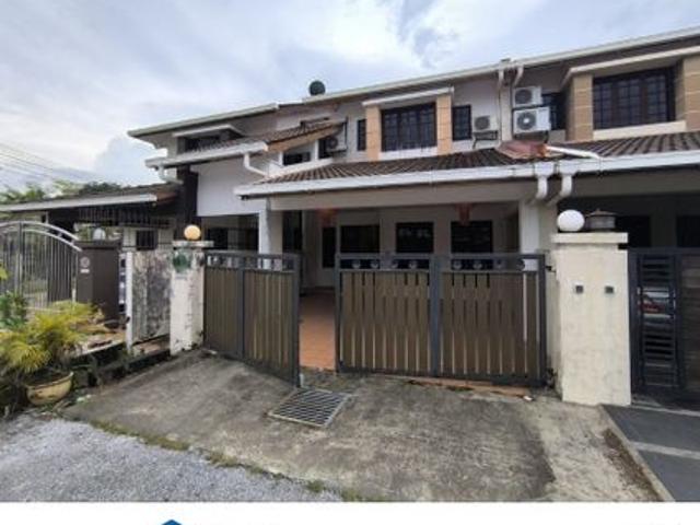 House for sale in Kuching