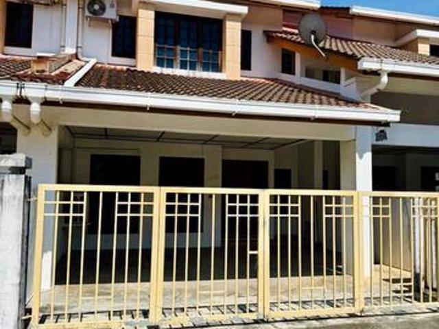 Terraced House for rent in Kuching, Sarawak
