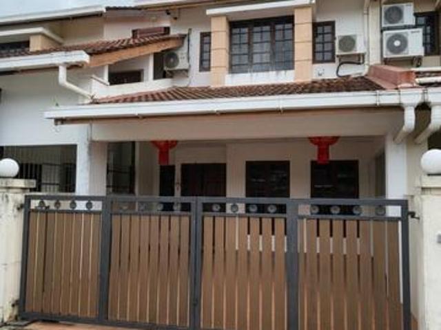 Terraced House for sale in Kuching