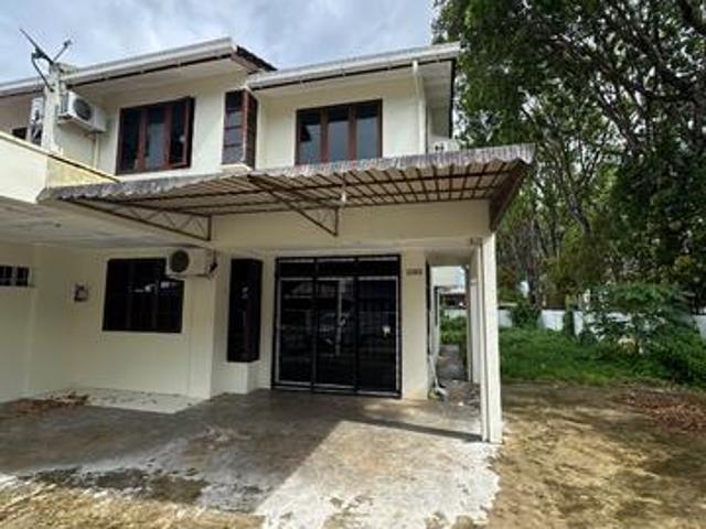 Terraced House for rent in Kuching