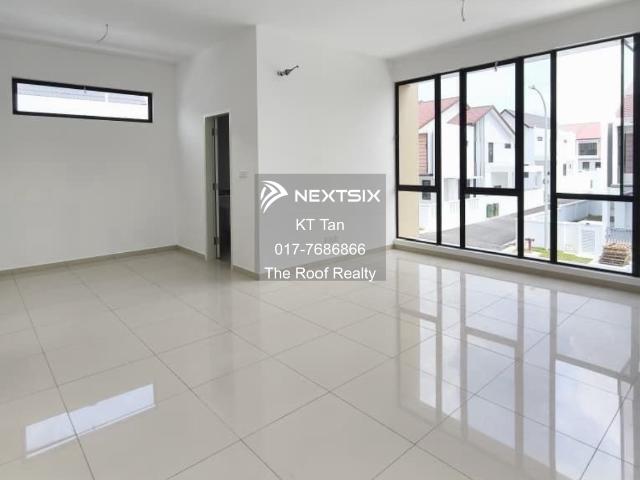 Residential House for sale in Kuching, Bahagian Kuching