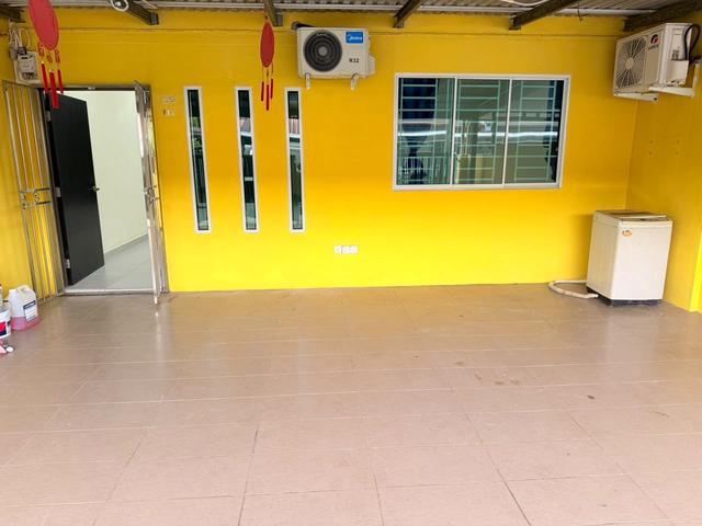 Terraced House for sale in Kuching, Bahagian Kuching