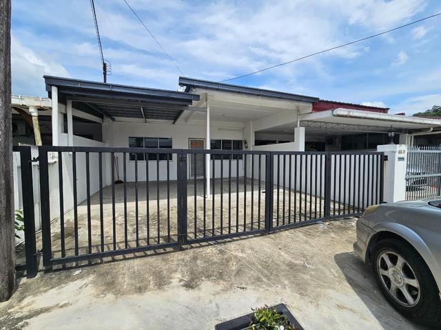 Terraced House for rent in Kuching