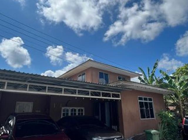 House for sale in Kuching