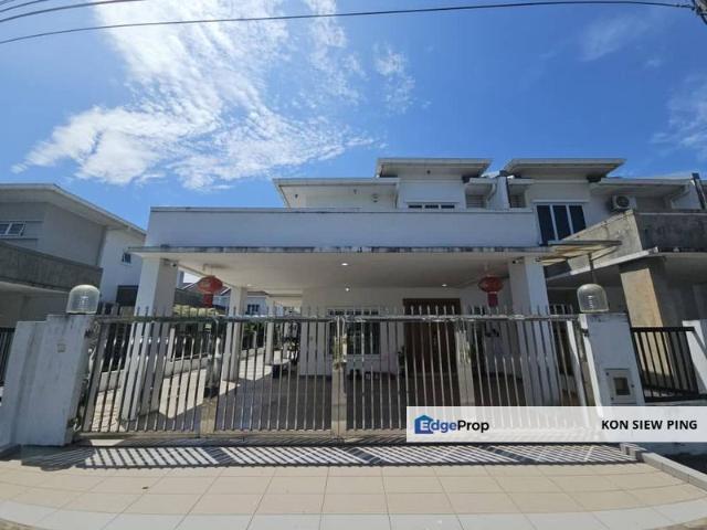 House for sale in Kuching