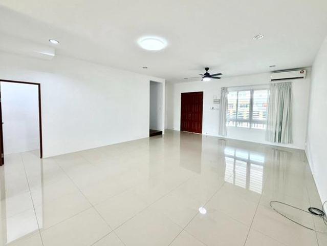 Terraced House for rent in Kuching