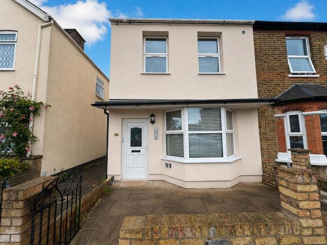 Studio for rent in London Borough of Hounslow, Greater London