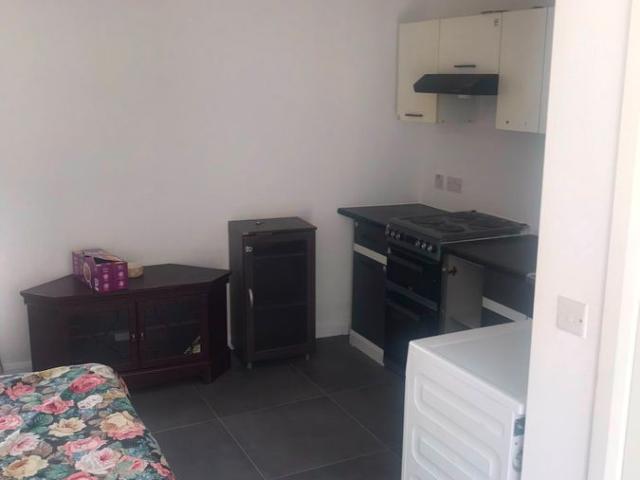 Studio for rent in London Borough of Ealing, Greater London