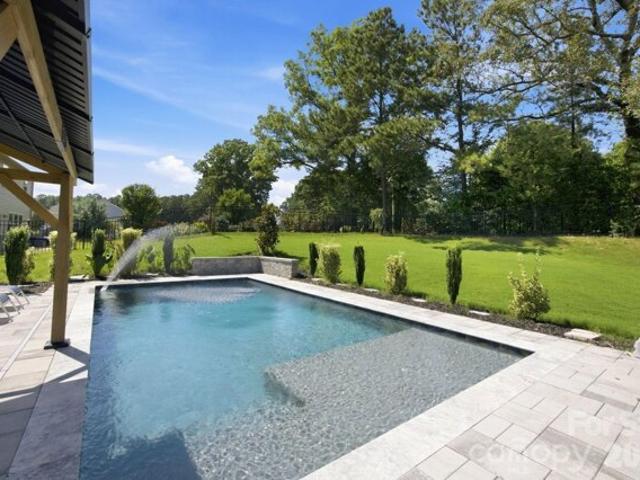 House for sale in Troutman, North Carolina