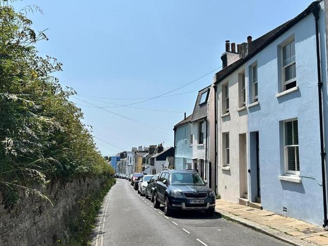 House for rent in Old Town, Guestling Green